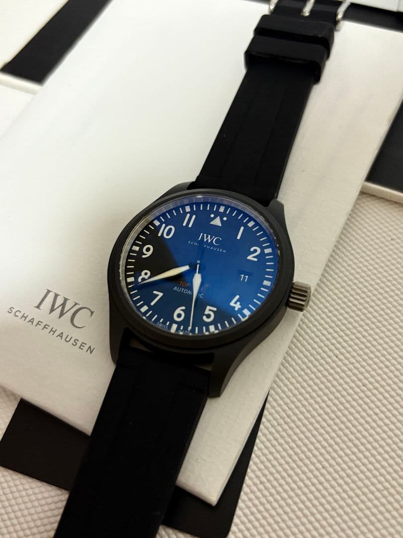 IWC パイロットウォッチ オートマティック トップガンIW326901黒文字盤