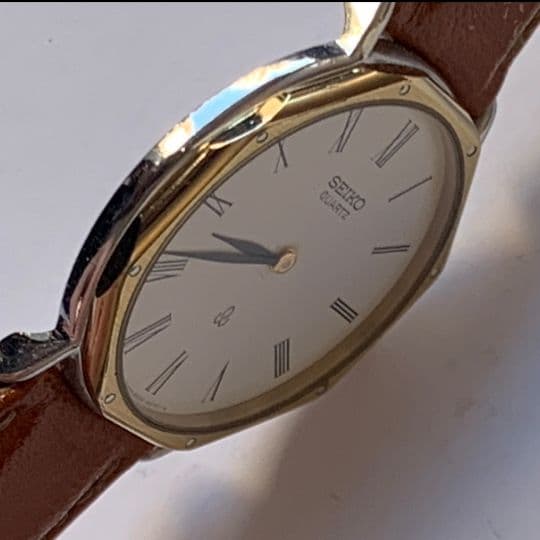 極薄美品スイスセイコークォーツメンズ　★極希少スイスセイコーレザーベルト交換済み