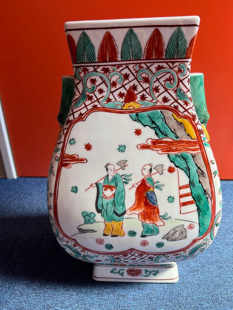 1072  古董品 古陶瓷器 中国古美術  大明萬暦年製銘　花瓶　時代物