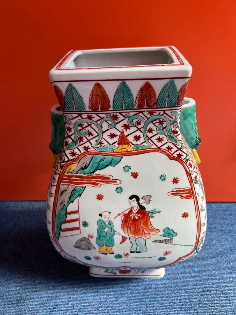 1072  古董品 古陶瓷器 中国古美術  大明萬暦年製銘　花瓶　時代物