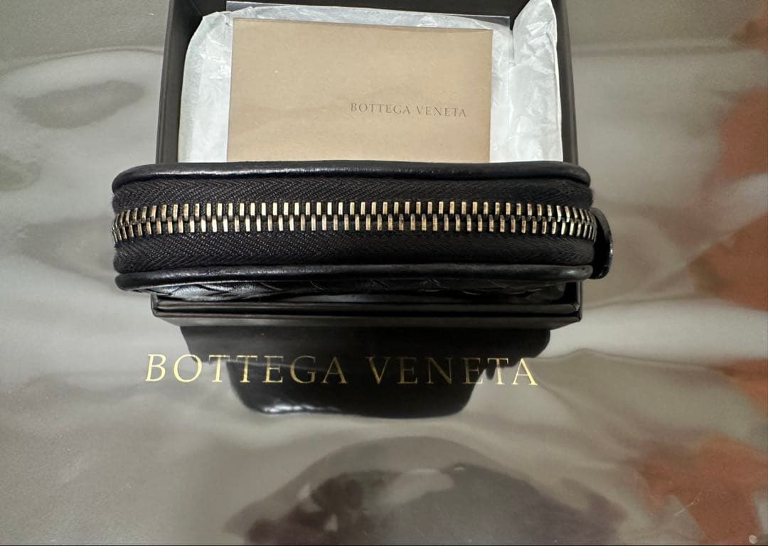 【付属品付】ボッテガヴェネタ イントレチャートケース/ラム/黒/1️⃣✨✨✨