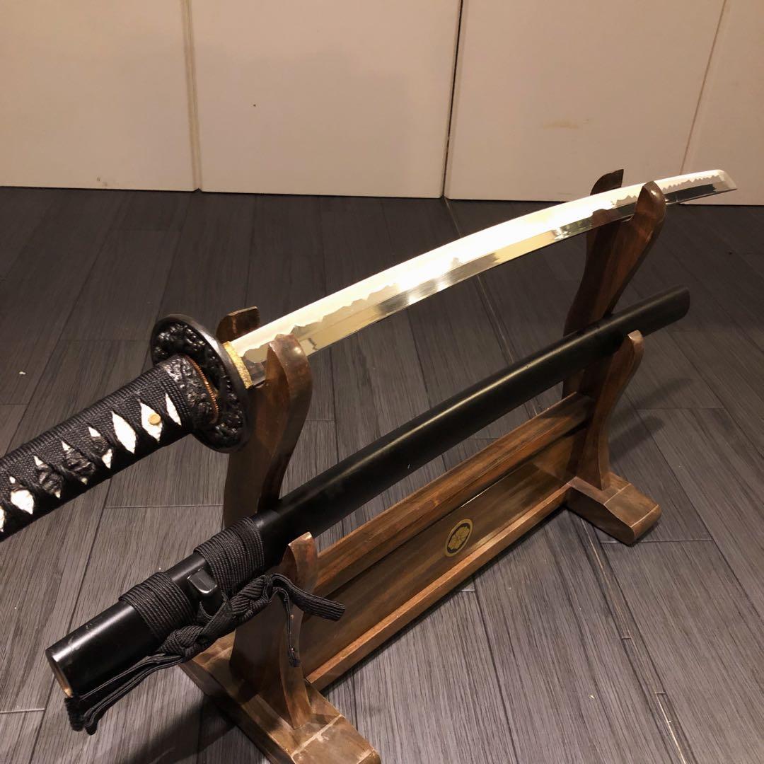 高級模造刀　居合刀　優波紋　黒拵え　太刀