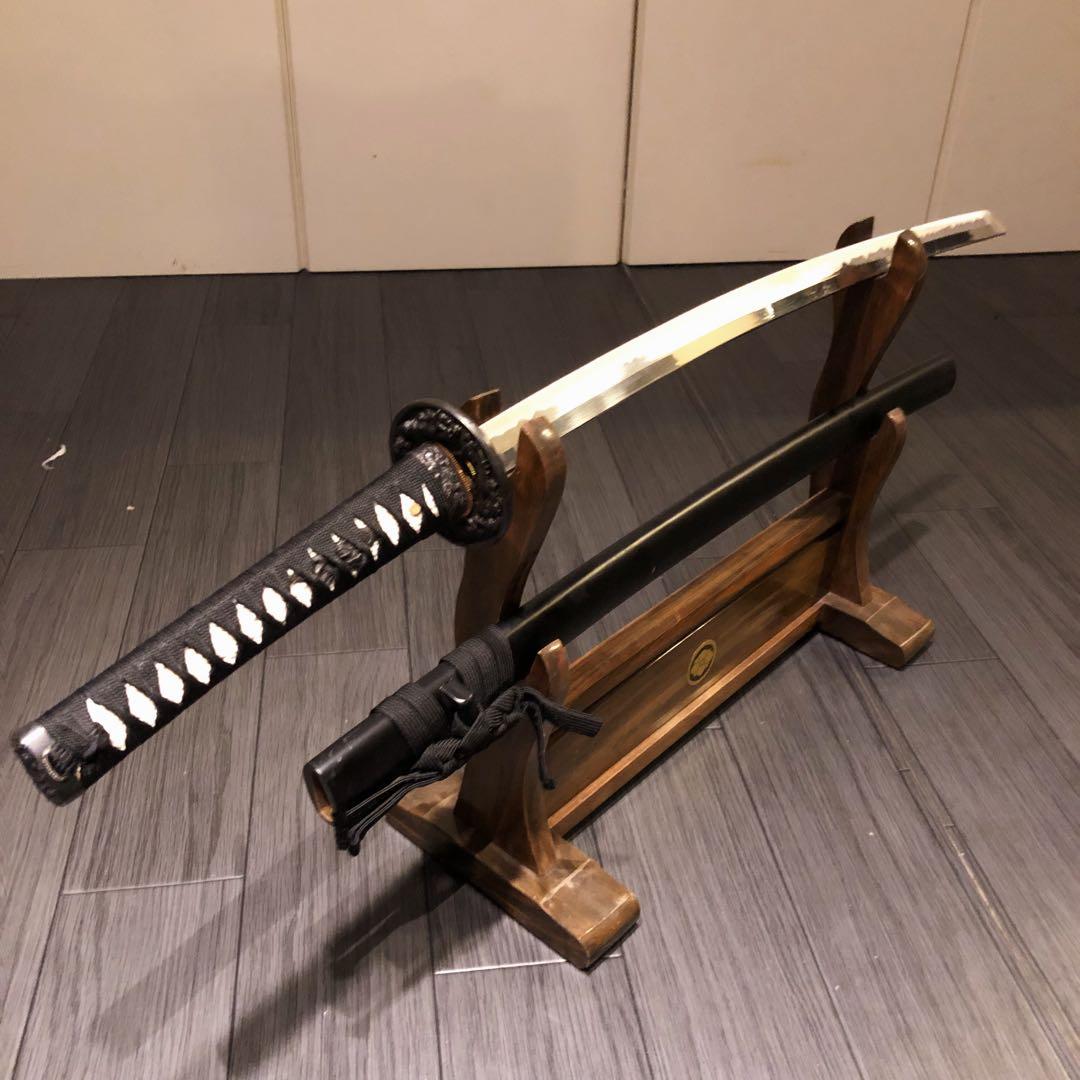 高級模造刀　居合刀　優波紋　黒拵え　太刀