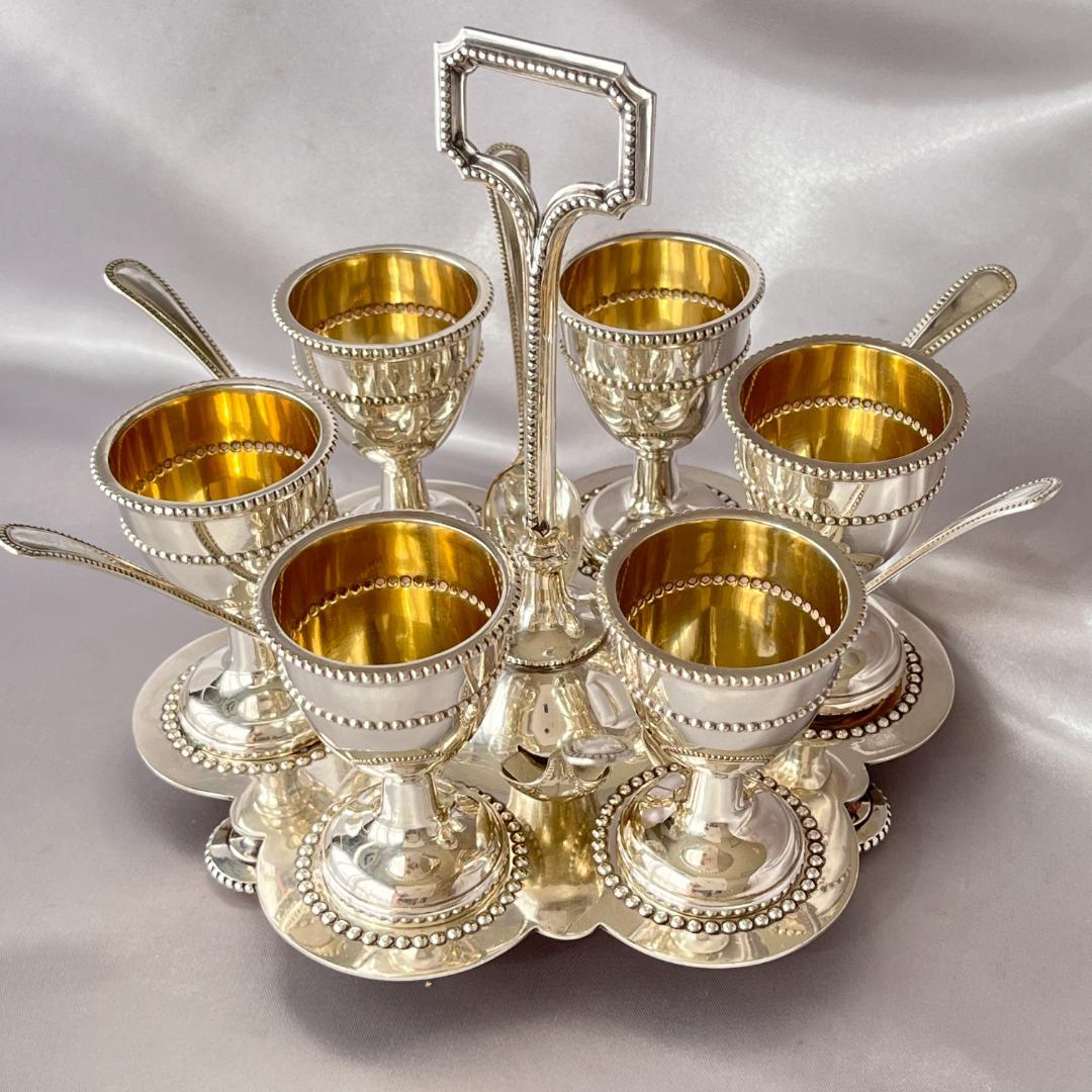 【Thomas Bradbury】パールのエッグクルーゼ　エッグカップ Thomas Bradbury】パールのエッグクルーゼエッグカップ