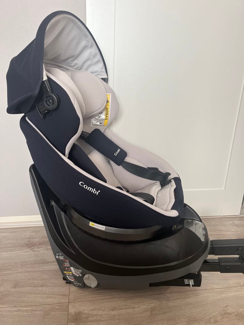 コンビ クルムーヴ スマート ISOFIX エッグショック チャイルドシート
