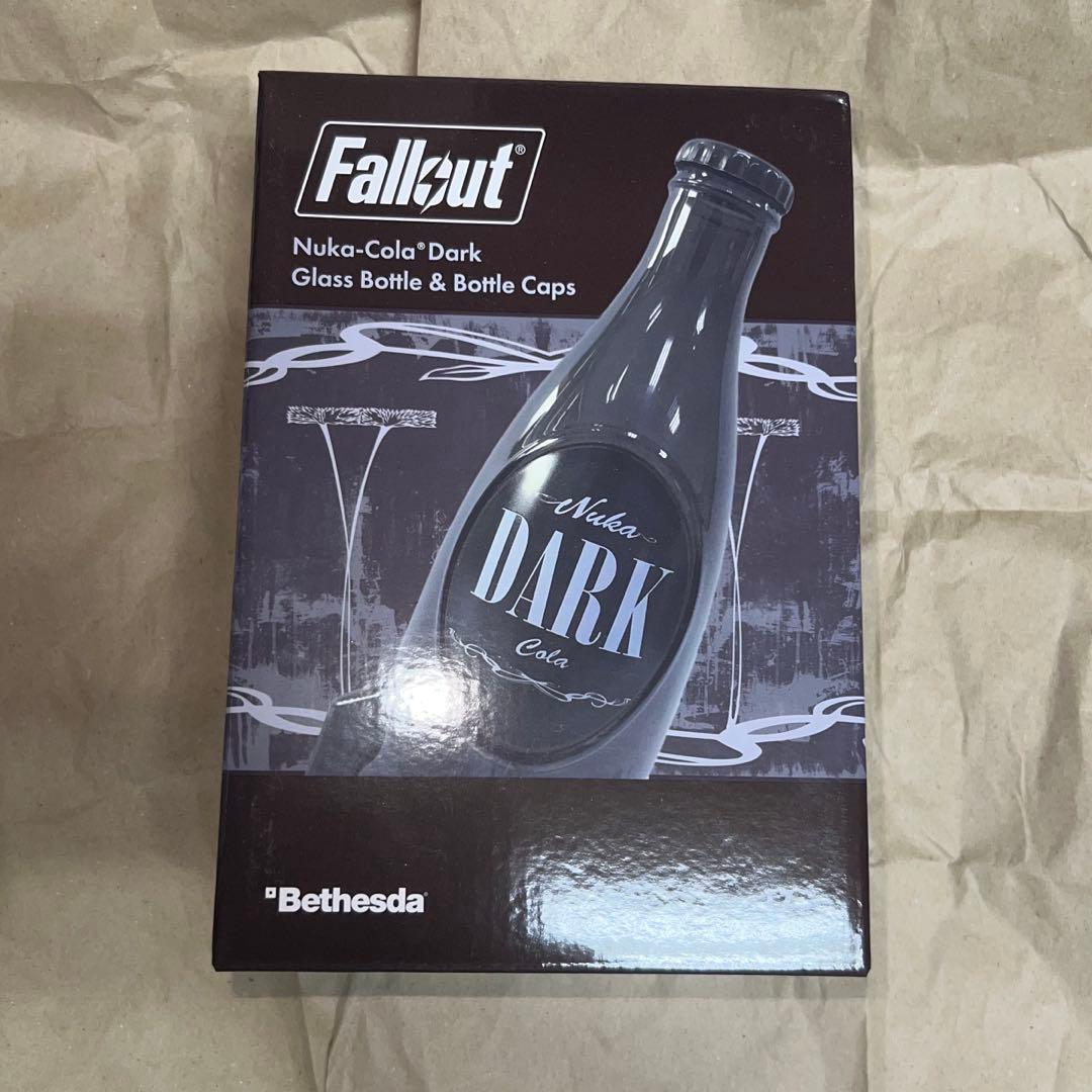 Fallout フォールアウト　ヌカコーラ　ダーク　ボトル&キャップ　グッズ