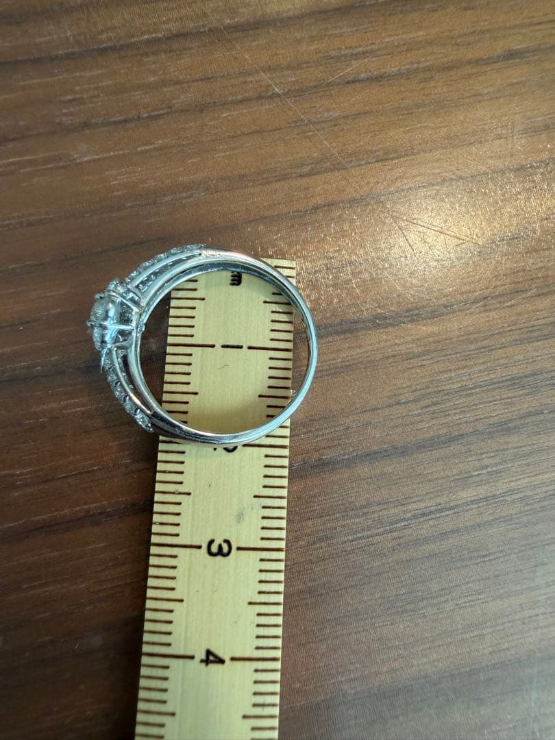 ベリテ　ダイヤ 1.00ct pt900リング