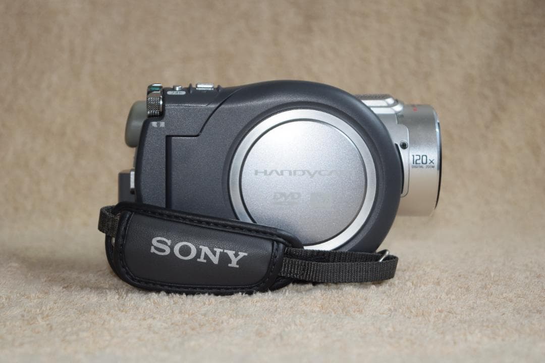 ソニー SONY デジタルビデオカメラ(DVD方式)【DCR-DVD405】