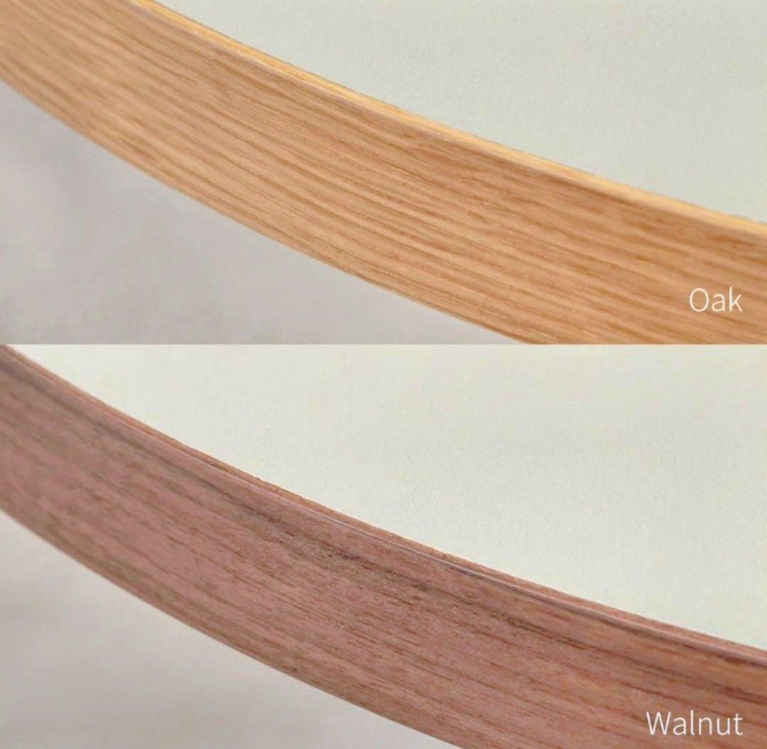 ラウンドテーブル　カナデモノ　カフェ　リノリウム