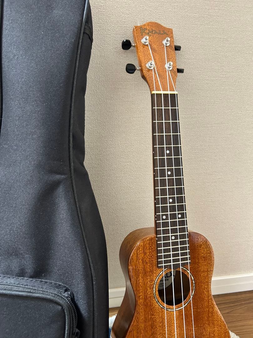 ウクレレ　KAALA KU7S