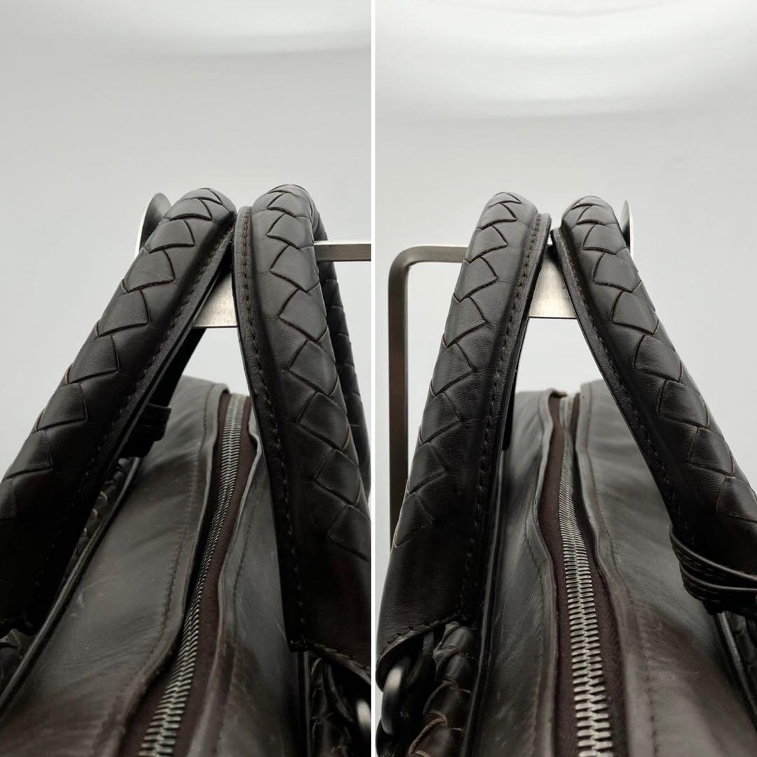 【美品】ボッテガヴェネタ　ビジネスバッグ　イントレチャート　鍵付き　ブラウン