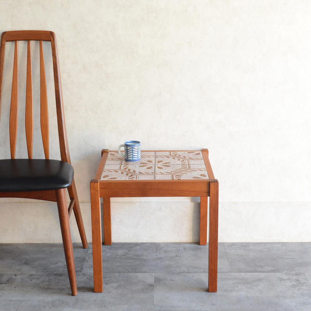 デンマーク 北欧ヴィンテージ タイルトップローテーブル 北欧家具