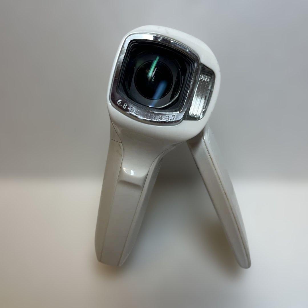 ☆人気稀少☆SANYOデジタルムービーカメラXacti DMX-CG9ホワイト