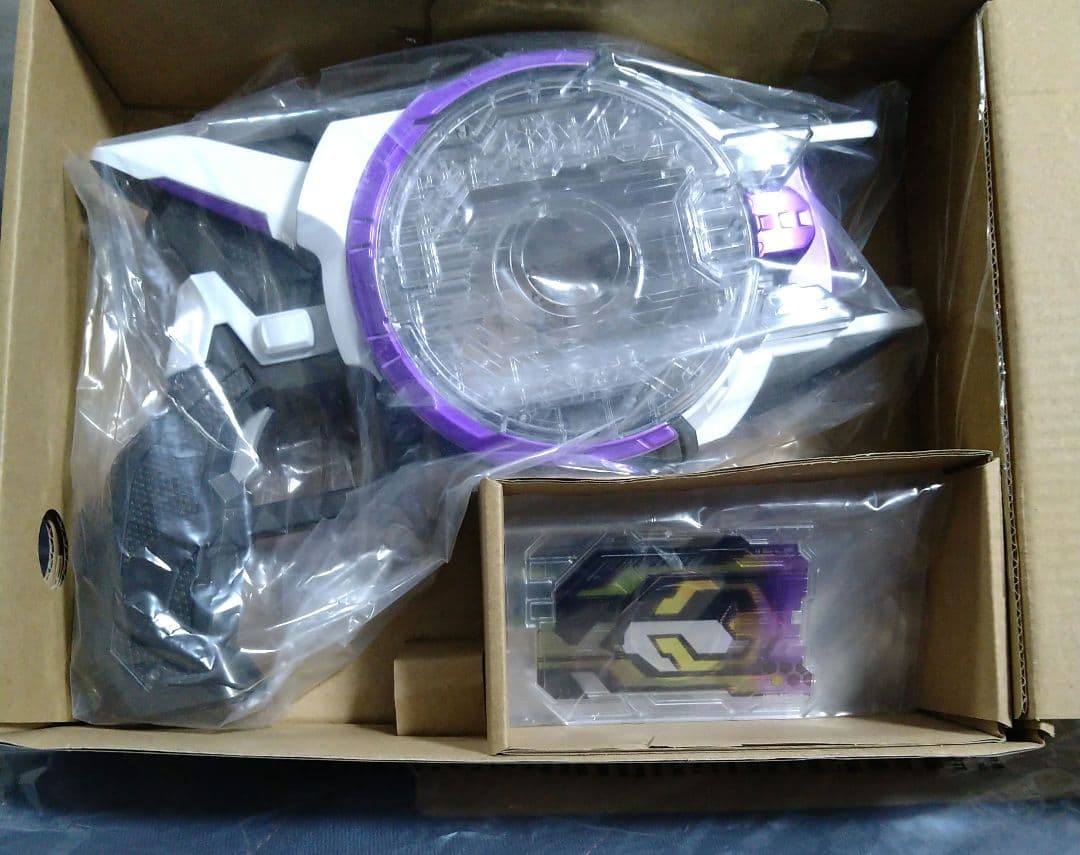 メモリアルレイズバックル　ギーツ強化フォームセット