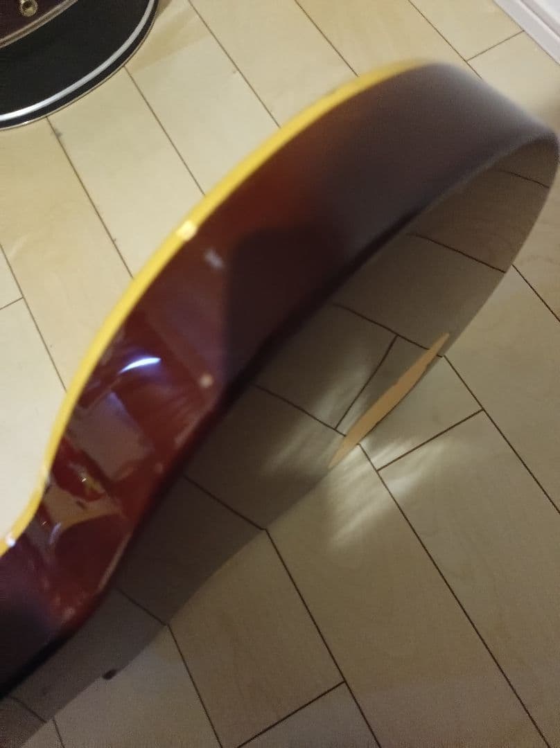 Maison レスポールタイプ　エレキギター