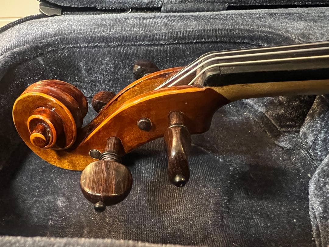Valente バイオリン 1/2