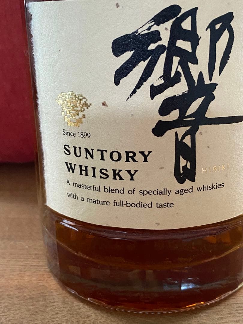 サントリーウイスキー 響17年 旧ボトル 裏ゴールドラベル 未開封 HIBIKI