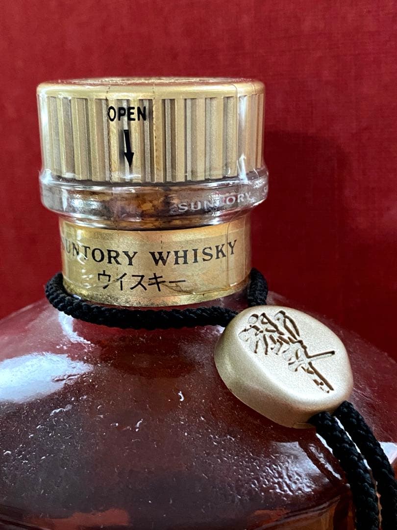 サントリーウイスキー 響17年 旧ボトル 裏ゴールドラベル 未開封 HIBIKI