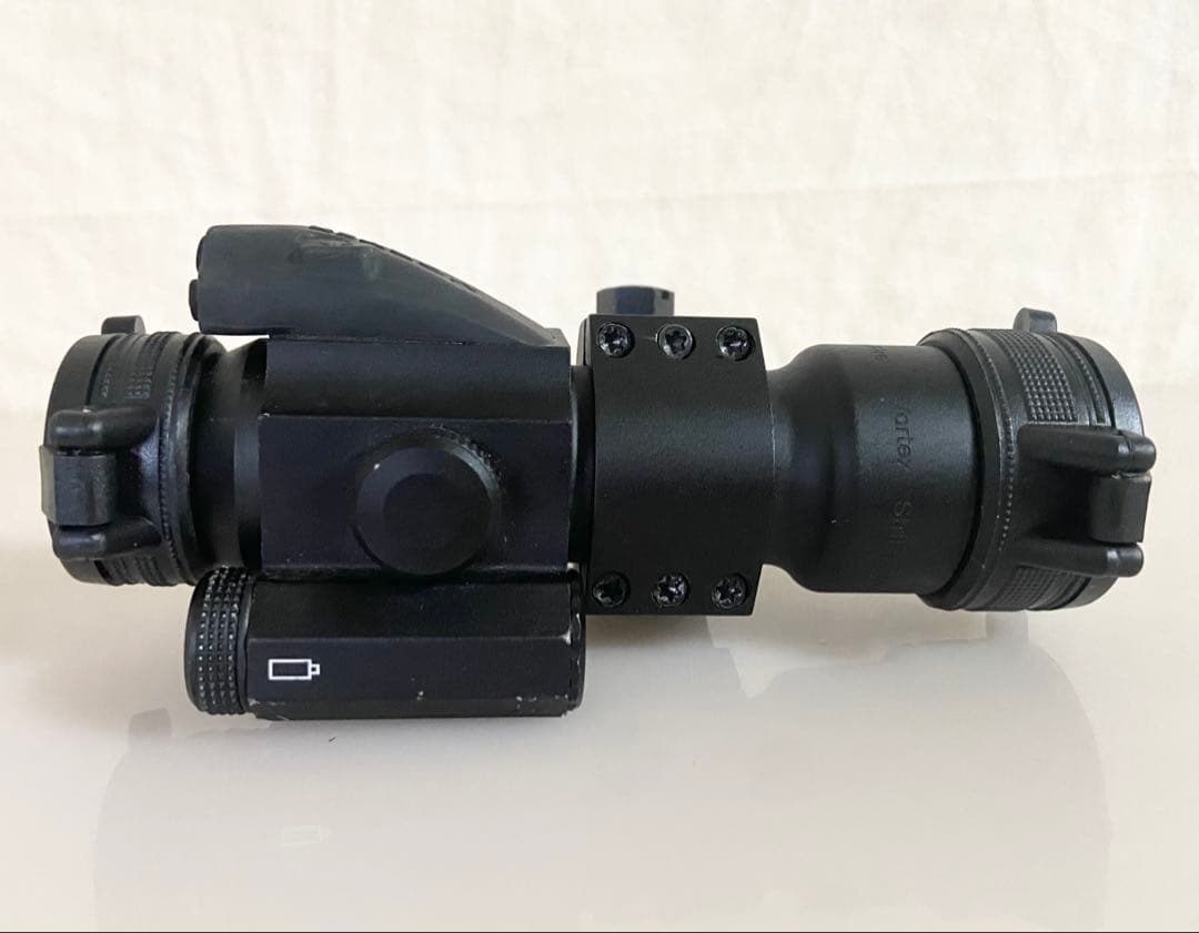 実物 Vortex Strikefire ドットサイト