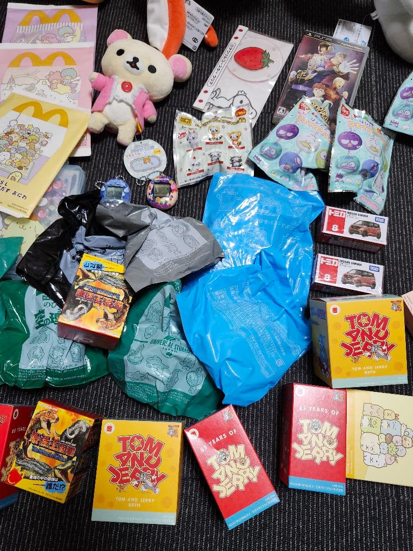 ポケモン　ちいかわ　ハッピーセット　ディズニーランド　まとめ売り