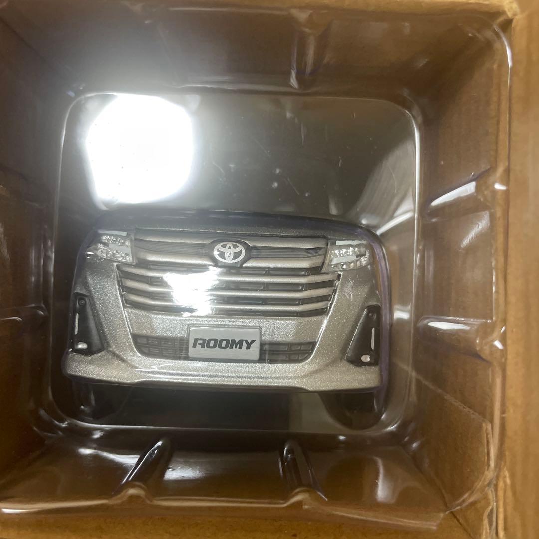 ア*ァ様 トヨタ　ルーミー　非売品1/30色見本ミニカー6台セット