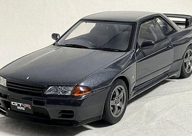 オートアート 1/18　スカイライン　GTR　R32　NISMO