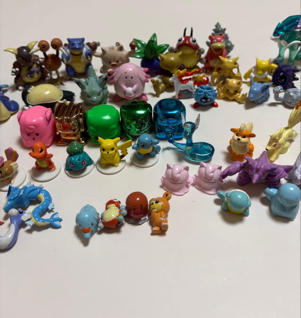 レア】ポケモン レトロ おもちゃ 81個まとめ売り - メルカリ