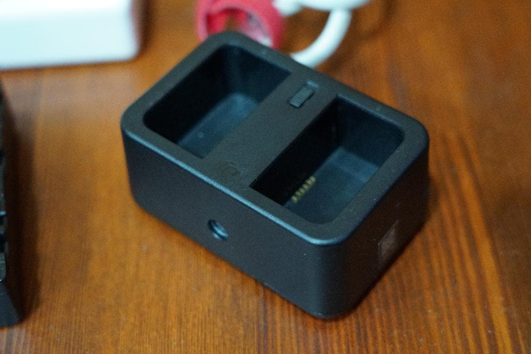 DJI リチャージブルバッテリー ハブ WB37 充電器 セット