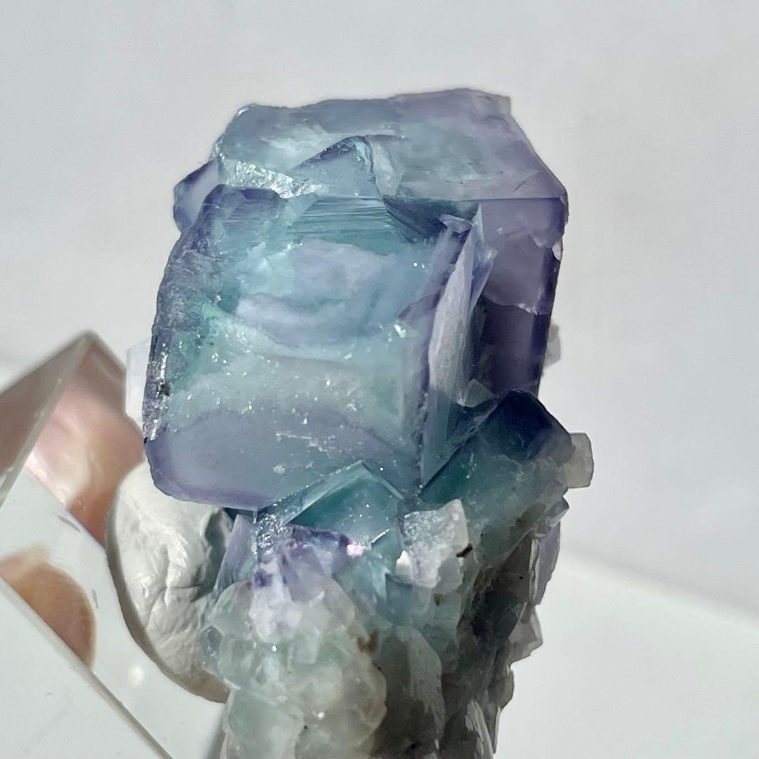 391 中国 ヤオガンシャン産 ポーセリンフローライト - メルカリ