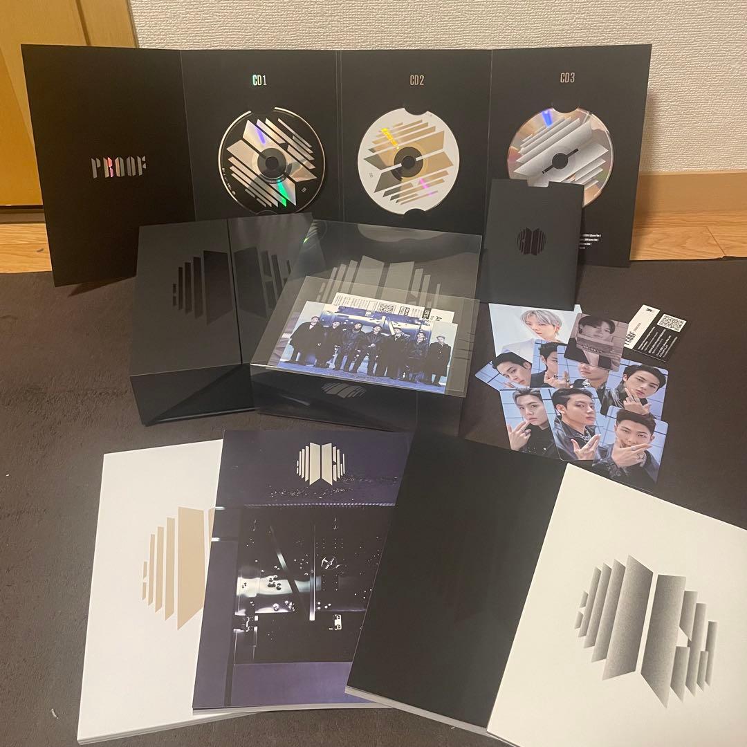 BTS まとめ売り　グッズ　うちわ　DVD 14点