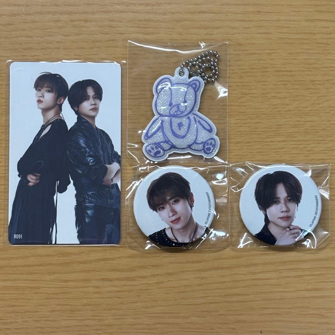 INI 許豊凡 藤牧京介 トレカ ミニ缶バッジ 絵文字キーホルダー - メルカリ