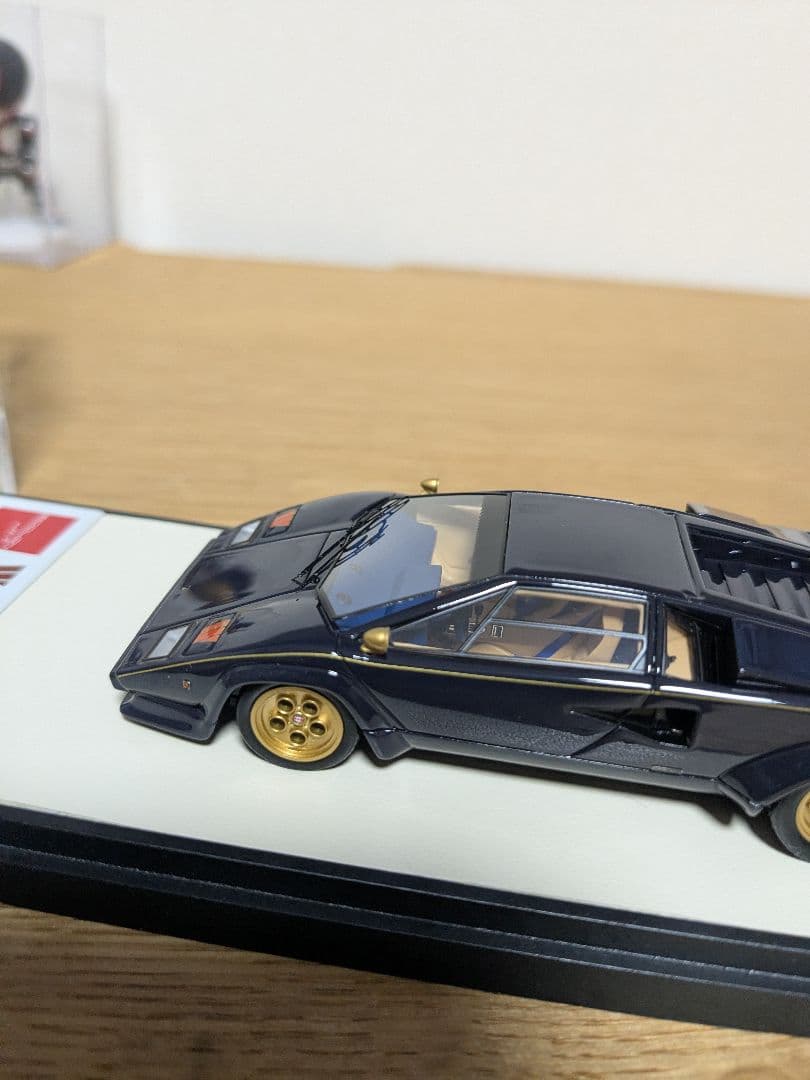 1/43 MakeUp アイドロン - Lamborghini LP400S