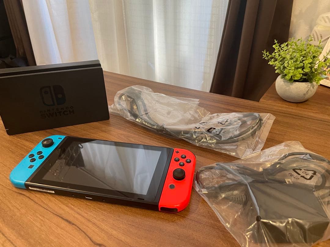 Nintendo Switch本体・箱あり