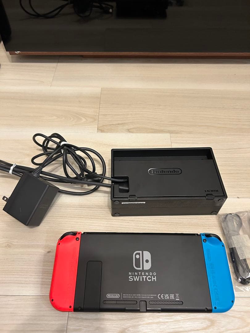 Nintendo Switch 本体 赤/青 箱無し