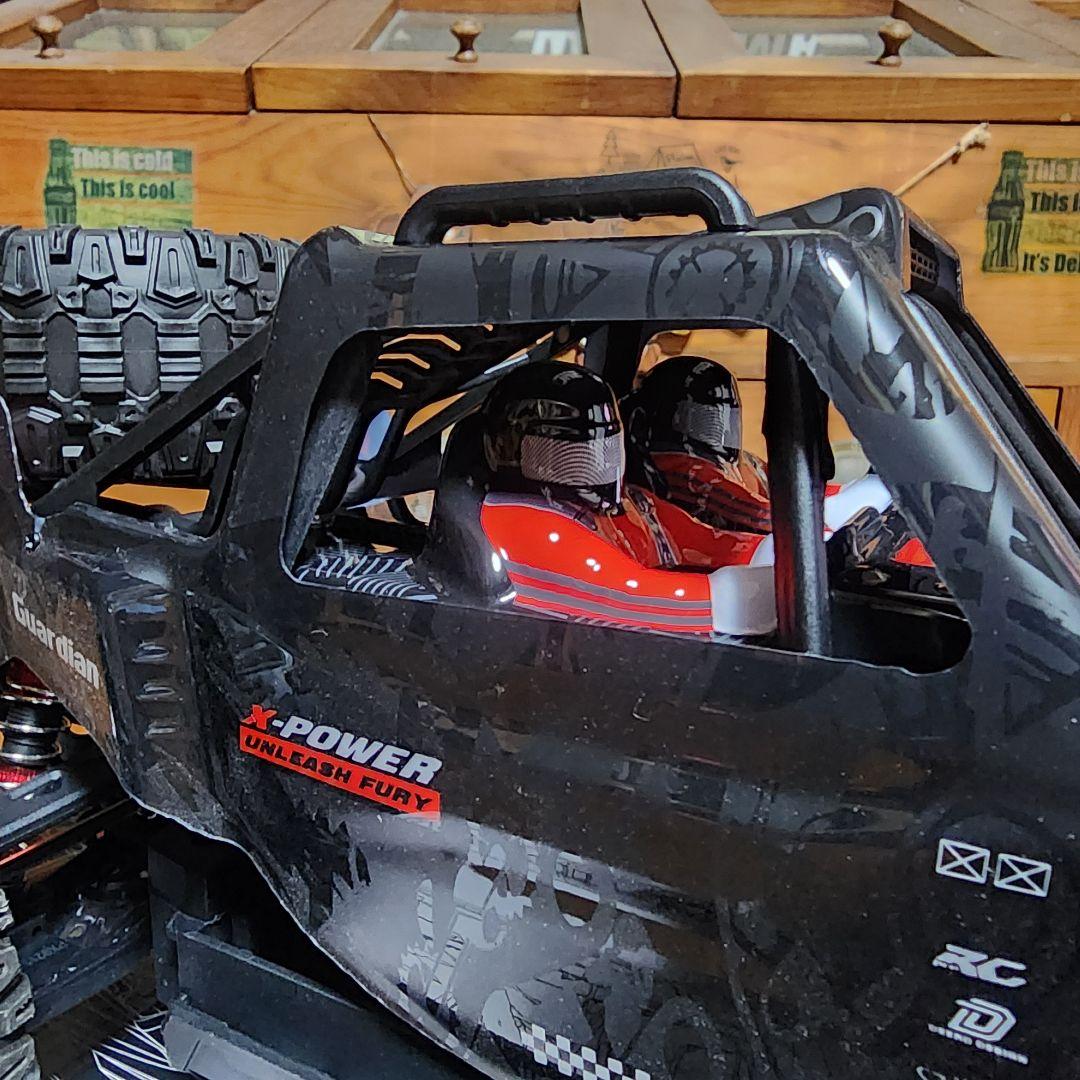 【1/10巨大】DEERC 207E 4WD ブラシレスRCカー