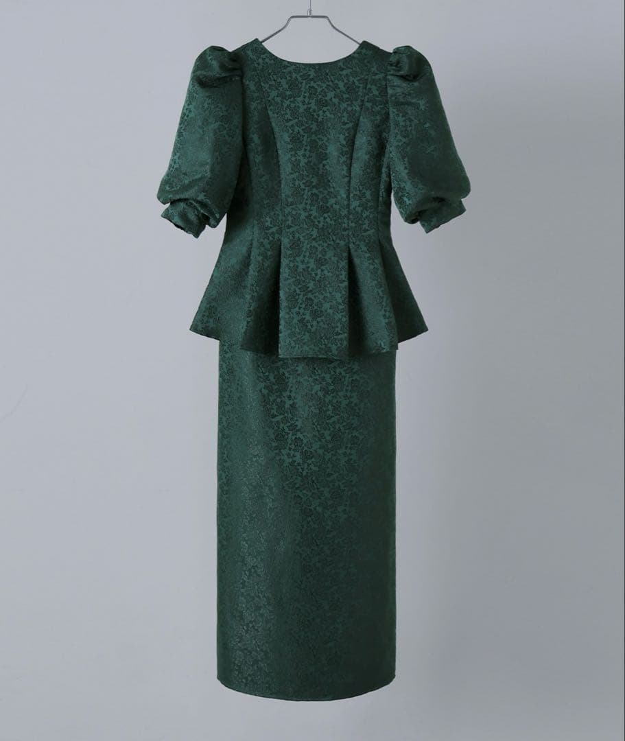 etoll. フラワージャガードセットアップドレス ペプラムブラウス スカート