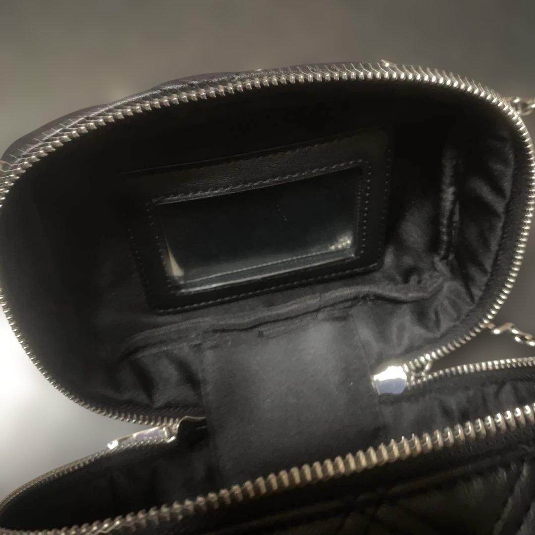 Azuki 様。GYDA ラインストーンキルティングBAG