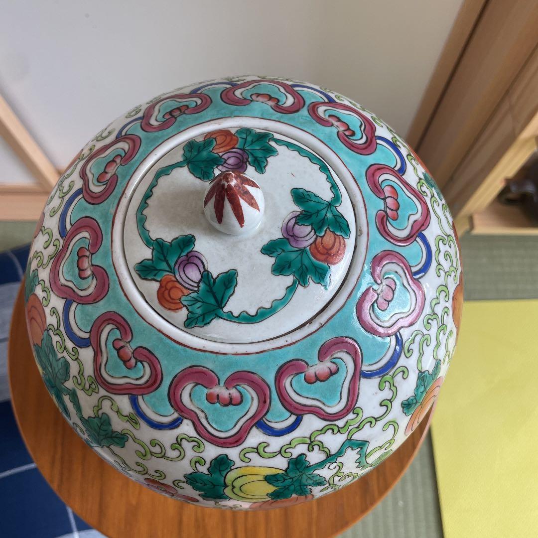 中国，花瓶 ，景德镇，時代物，粉彩 ，大壷 ，大花瓶 ，大甕 ，蓋付き