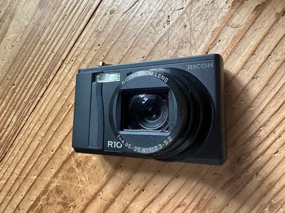 RICOH R10 コンパクトデジタルカメラの通販はau PAY マーケット - 輸入