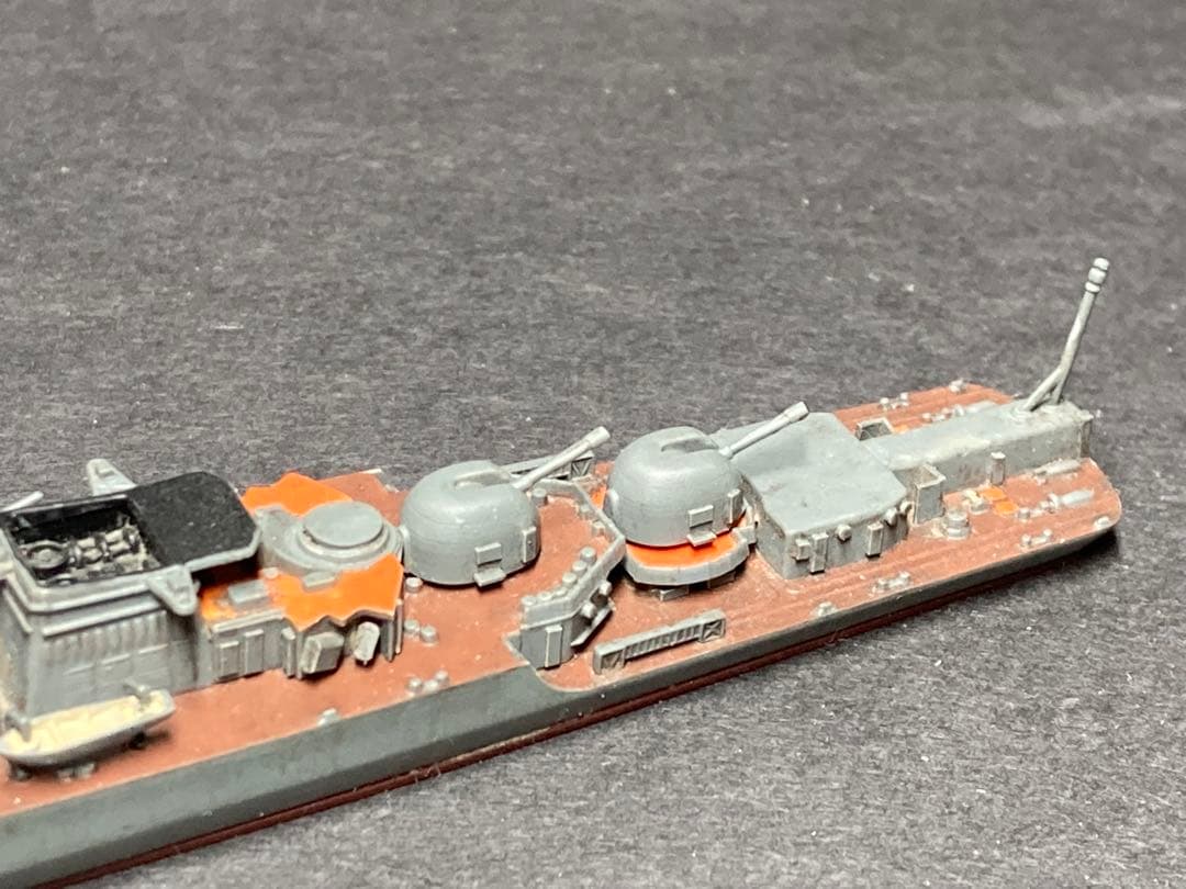 【完成品】1/700 ソビエト海軍 クリヴァクⅡ型フリゲート(ピットロード)