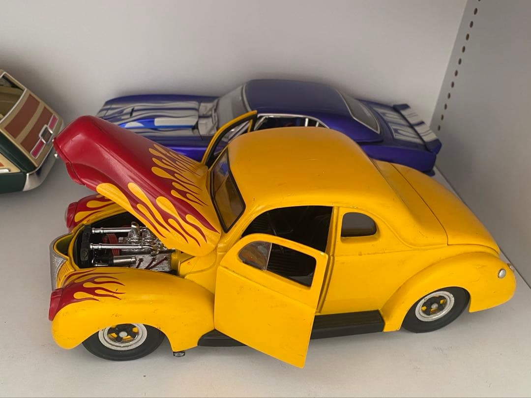 1/18 アメ車　ミニカー　フォード　クーペ　ホットロッド　1940s