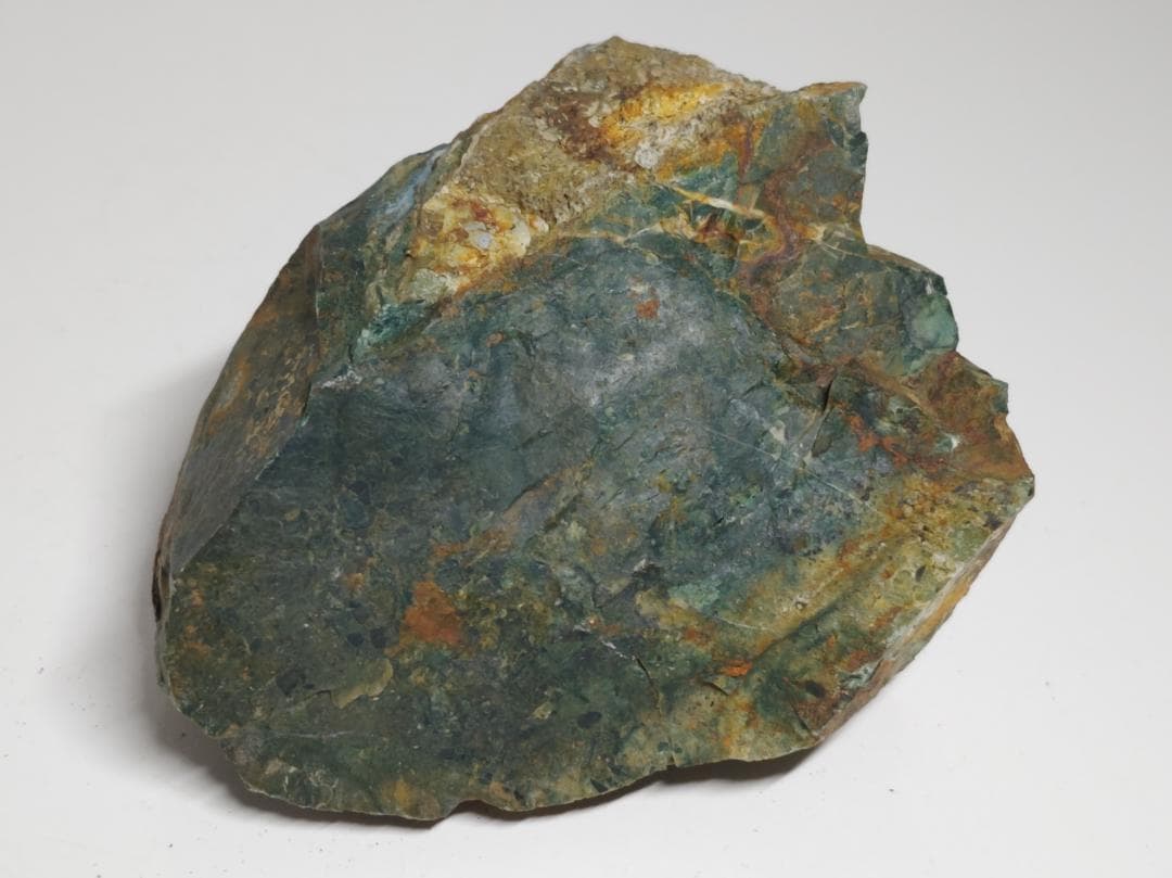 出雲石 532g 碧玉 瑪瑙 原石 鑑賞石 自然石 誕生石 鉱物 鉱石 水石