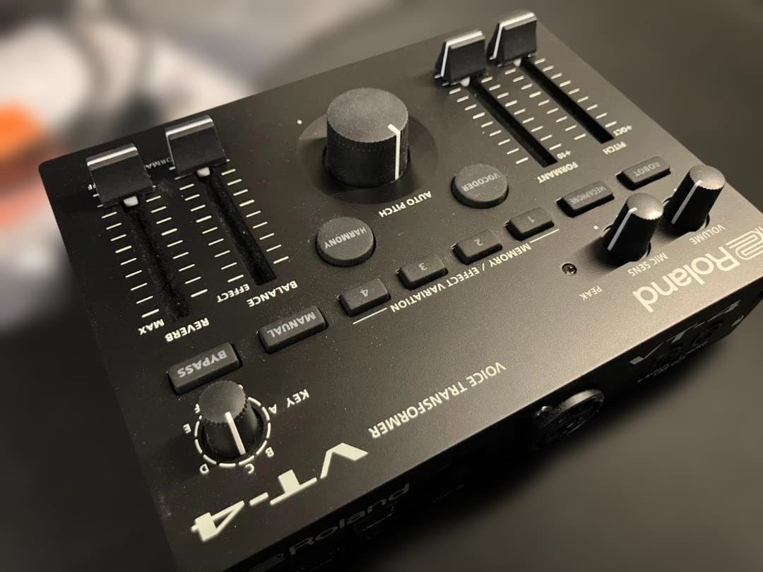 【超美品】Roland VT-4 ボイストランスフォーマー付属品・保証書・箱付き