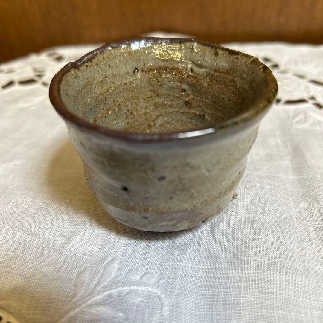 逸品　唐津焼 西岡小十作 斑唐津　皮鯨　梅華皮 ぐい吞み　共箱共布栞付き 未使用