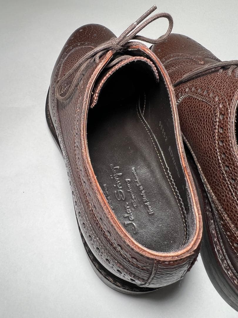 ジャランスリワヤ 98652 EDWARD ウイングチップ 8 茶 ダイナイト