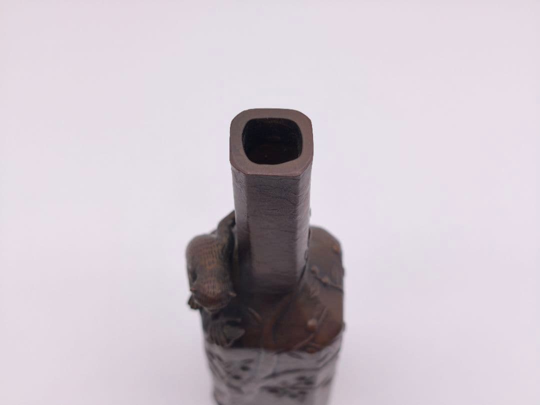 花器 さるかに合戦 下尾治彦作 蝋型青銅製 桐箱付