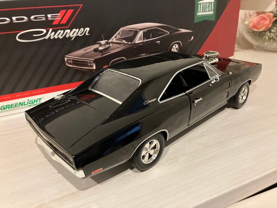 1/18 GREENLIGHT ダッジチャージー RT