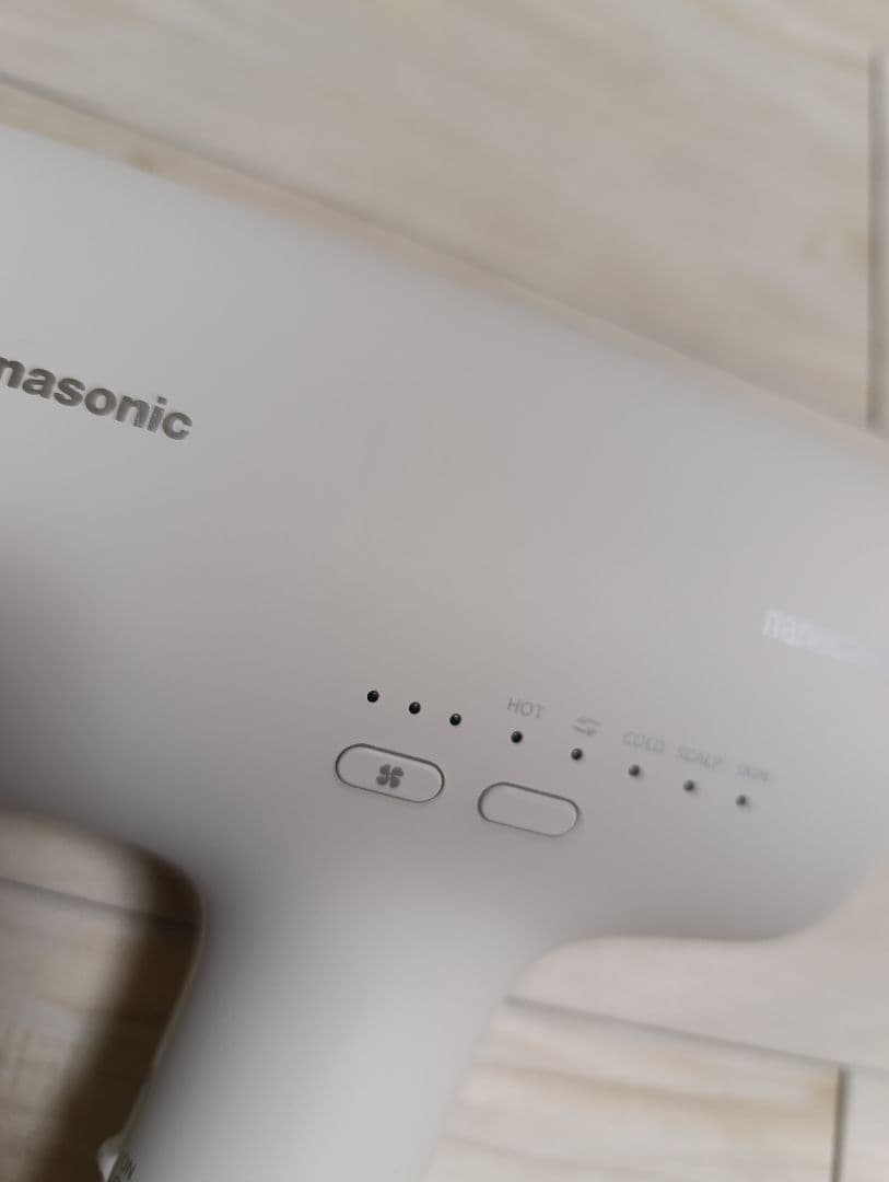 パナソニック ナノケア Panasonic EH-NA0J 23年製 WH
