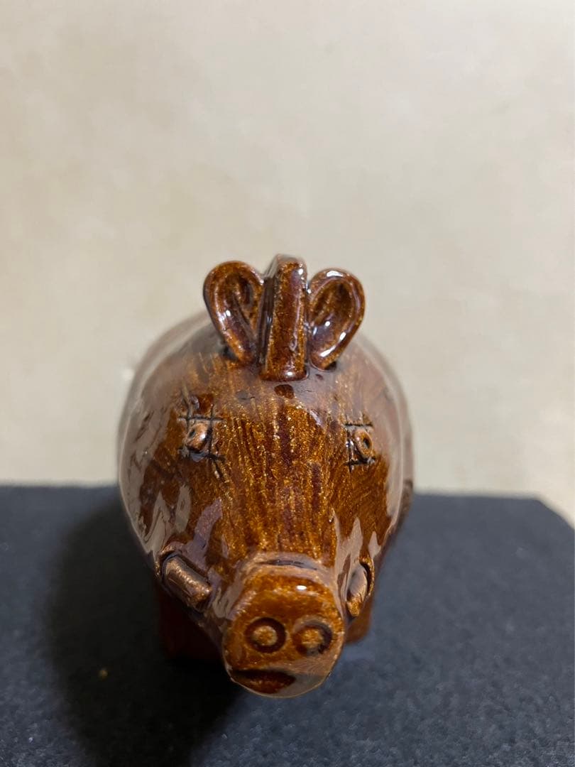 十代大樋長左衛門　（陶冶斎）作　亥　置物