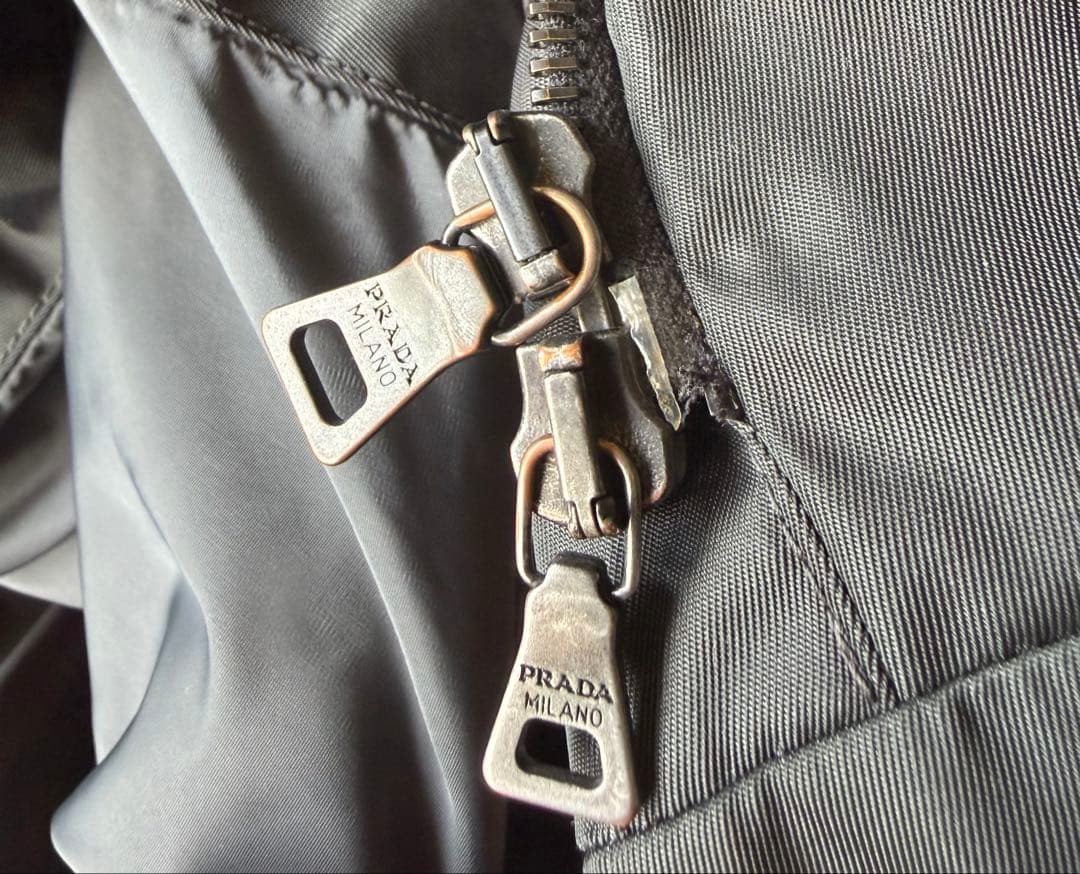 PRADA プラダ インナー付きナイロンアウター グレー サイズ44 メンズ